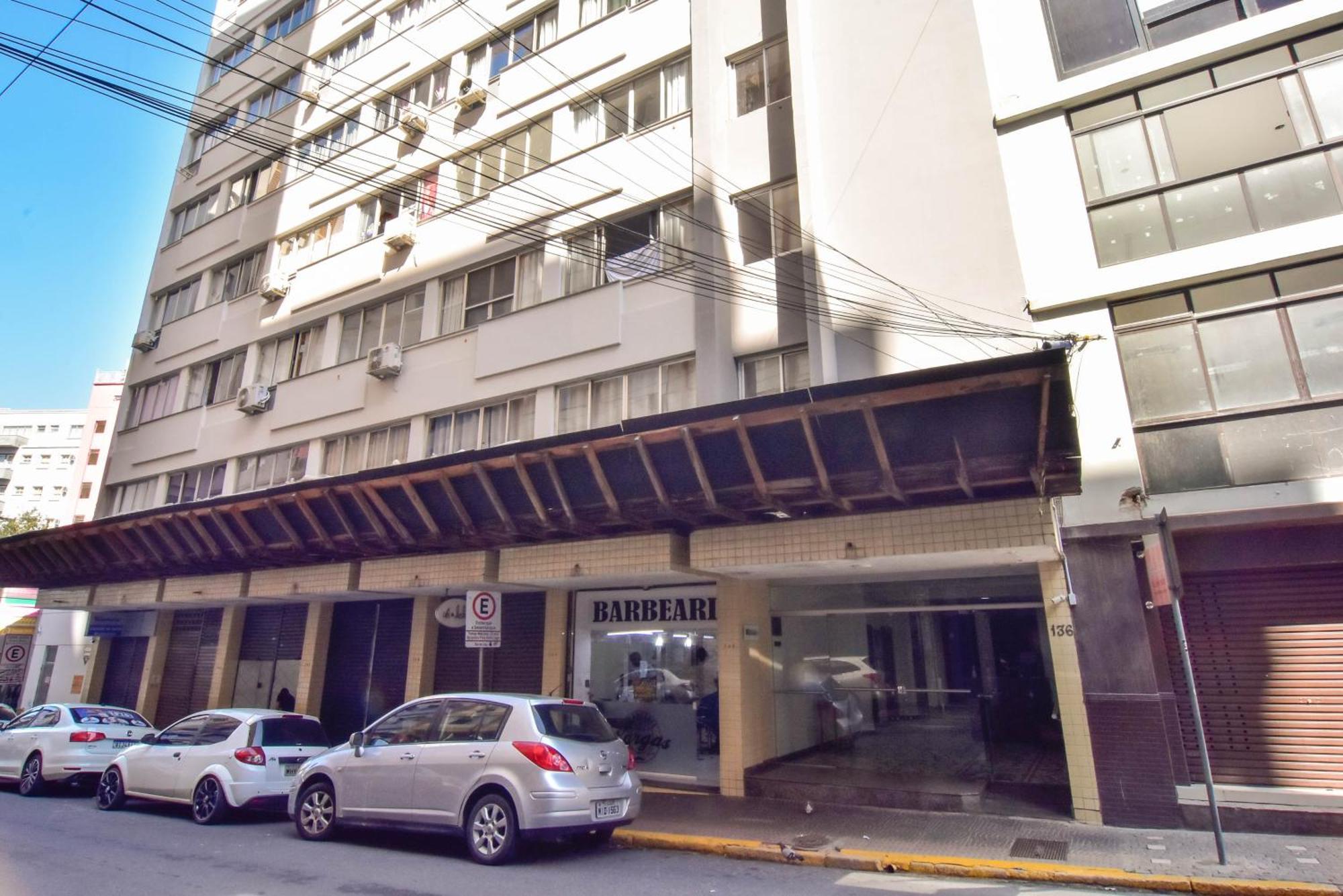 Apartment Custo Beneficio E Praticidade No Centro P1144 *